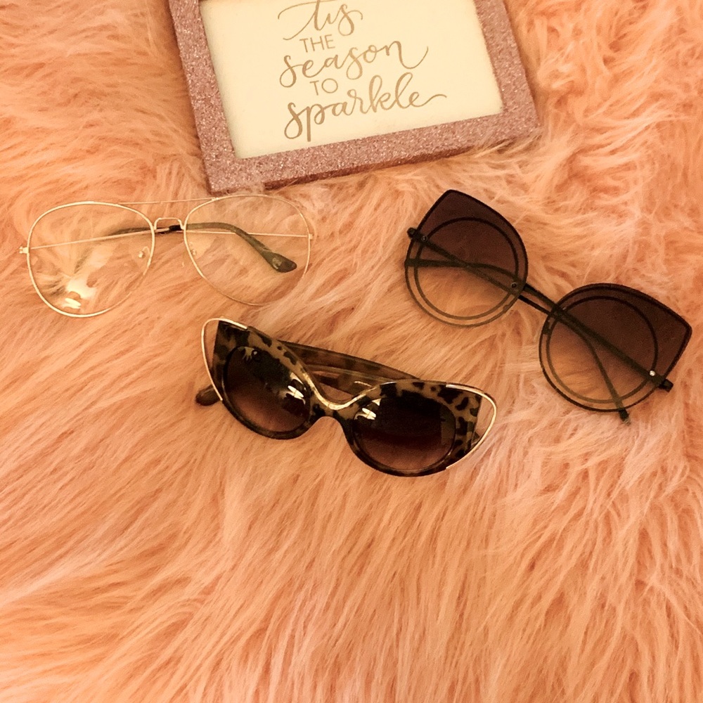 Sunglasses bundle lot of 3 sunglasses